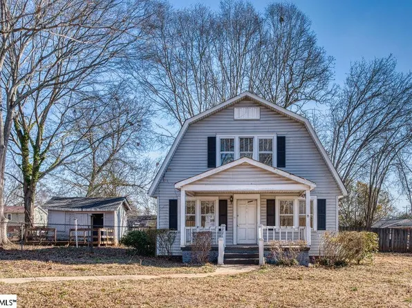 7 Courtney Cir, Greenville, SC 29617