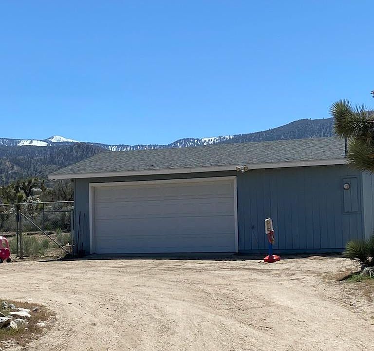 2nd image of 1825 Maria Rd