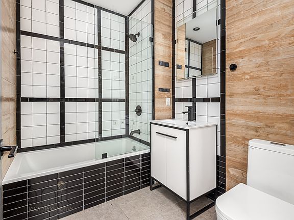 5th image of 1014 Carroll St #1F