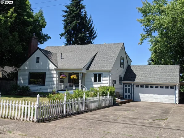 488 Sunshine Acres Dr, Eugene, OR 97401