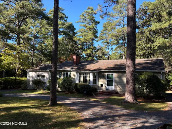 540 S Valley Road, Southern Pines, NC 28387