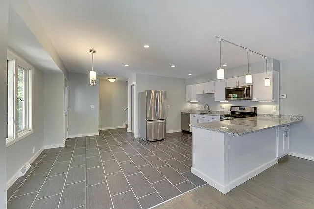 4025 Excelsior Blvd — Photo 3