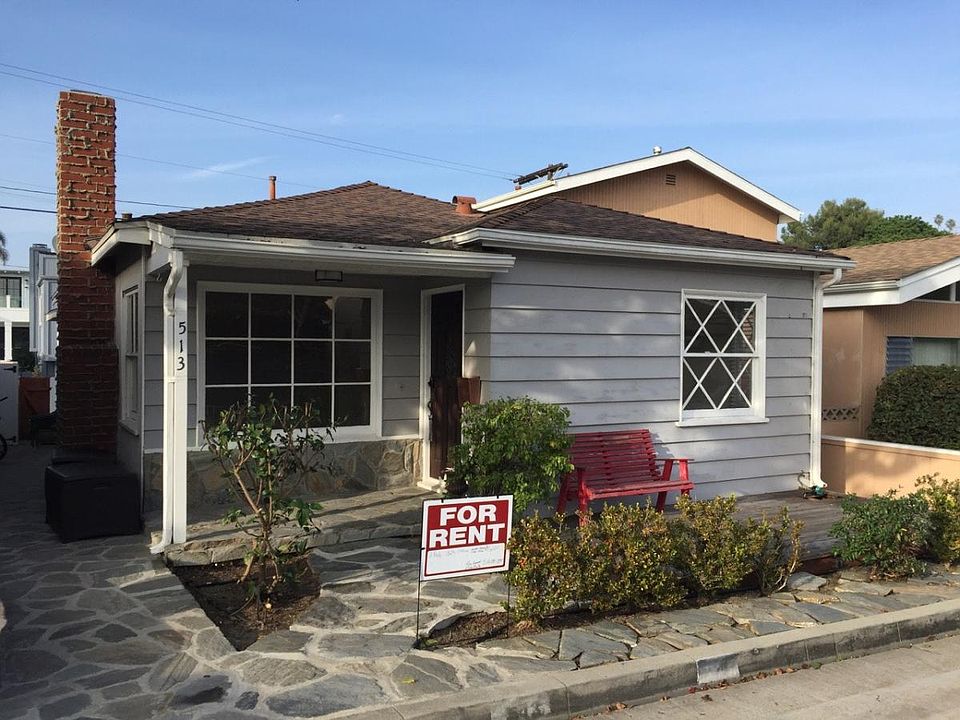 Quiet Street & lots of parking