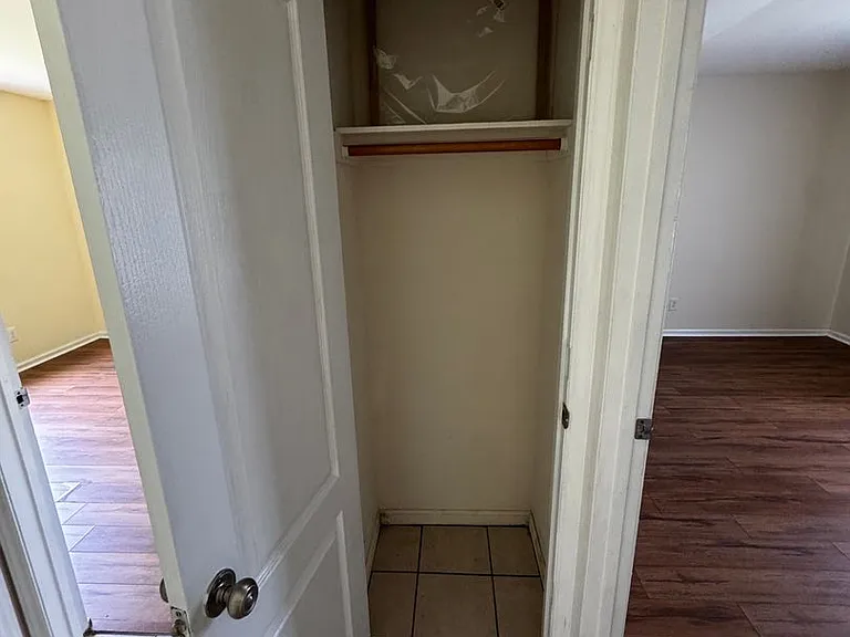 2115 Cameo Dr #1 — Photo 10