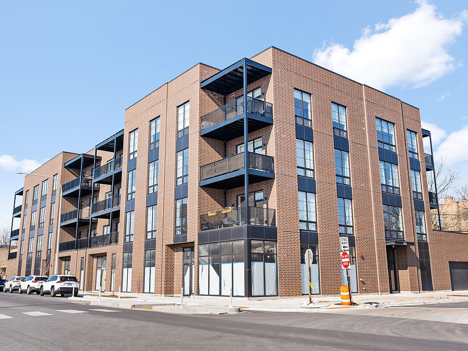 1st image of 514 N Leavitt St #303
