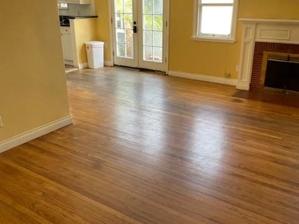 8734 McConnell Ave, Los Angeles, CA 90045