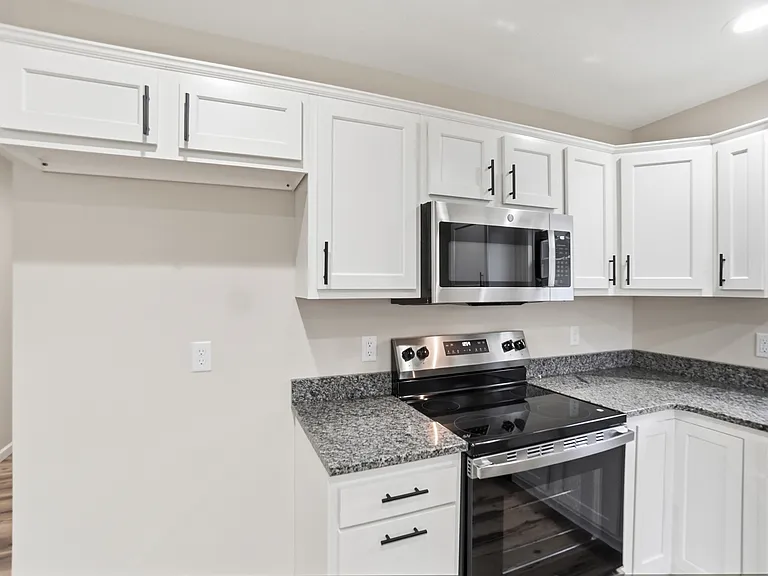 1626 Howell St #101 — Photo 10
