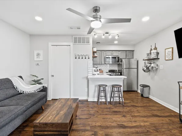 3121 Sondra Dr APT 304, Fort Worth, TX 76107