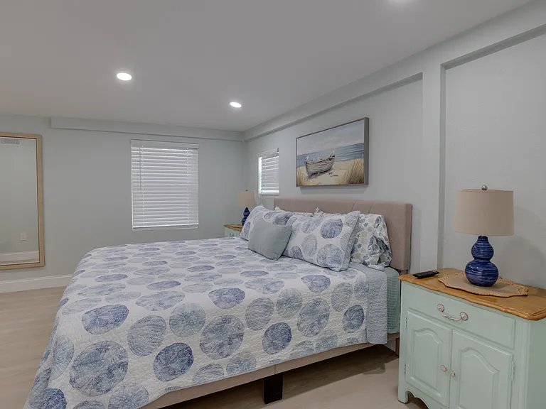 448 Locklie St #A — Photo 21