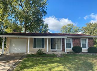 11613 Altozano Ln, Florissant, MO 63033