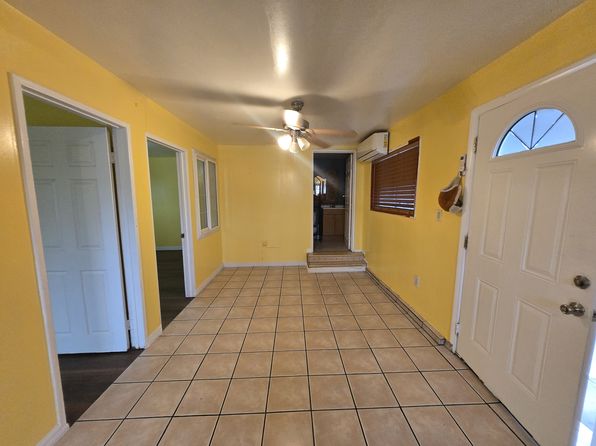 9953 Omelveny Ave #1