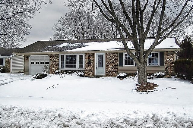 1st image of 105 Patricia Dr