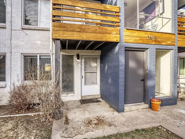 1679 Reed St — Photo 26