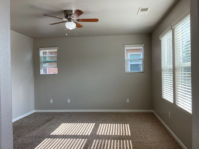 7082 N Refinement Dr — Photo 14