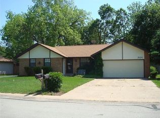 3124 W Roxbury St, Springfield, MO 65807