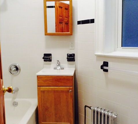 5th image of 271 Halsey St APT 1L