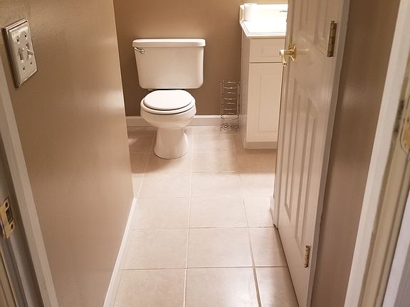 5th image of 2443 Avalon Woods Dr