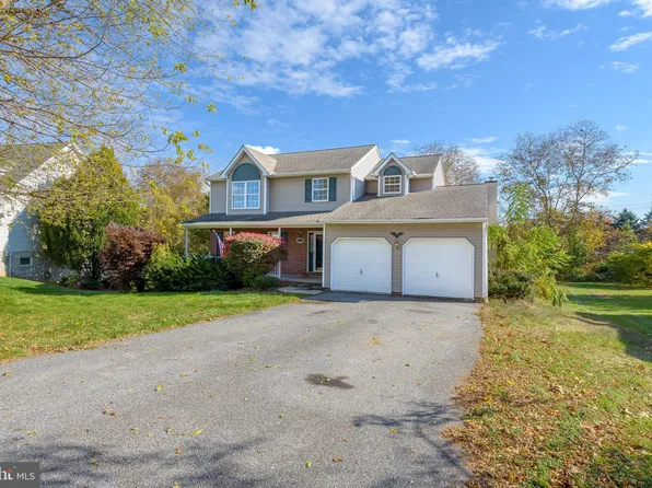 111 Penny Ln, New Freedom, PA 17349