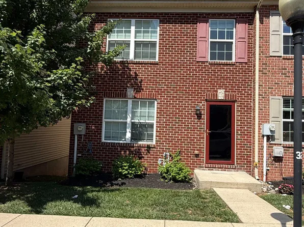 135 S Charlotte St, Pottstown, PA 19464