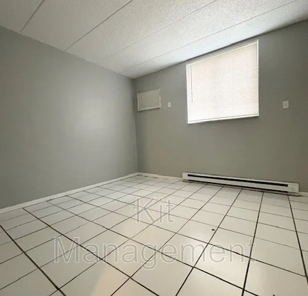 5722 Gay St — Photo 4