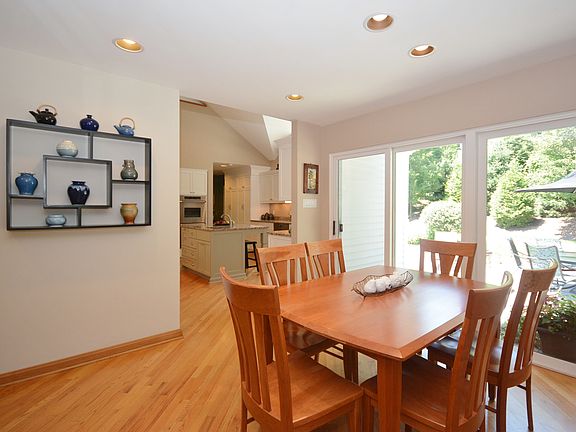 Breakfast room
