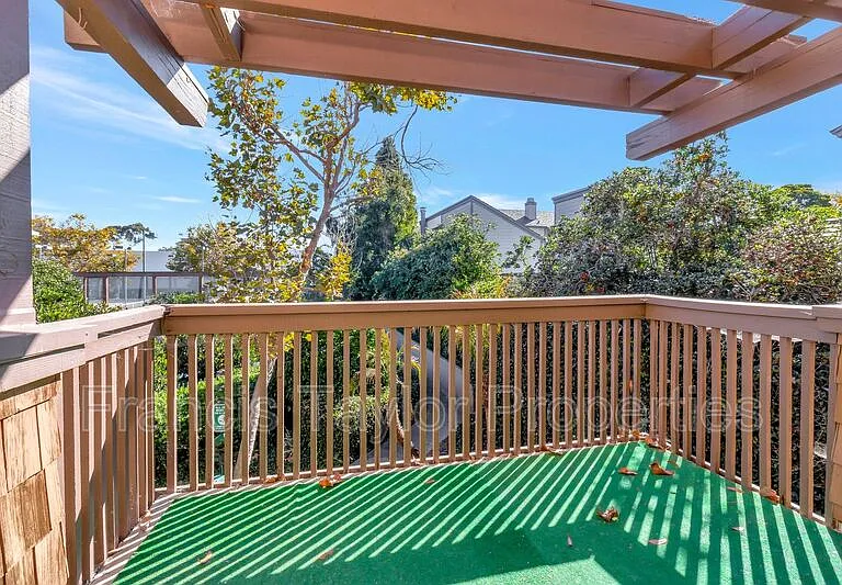 8840 Villa La Jolla Dr #211 — Photo 24