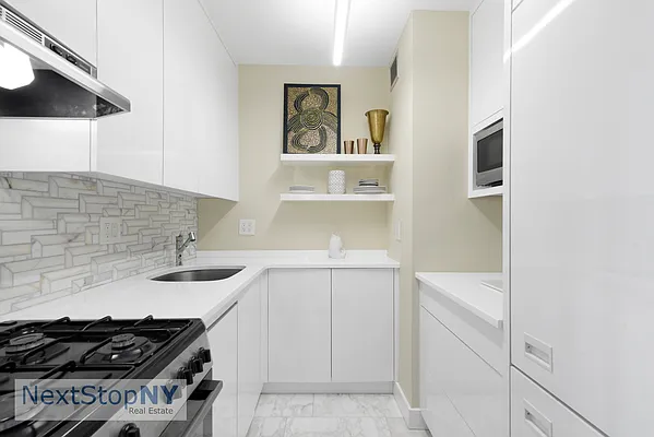 Sold by NextStopNY | media 3