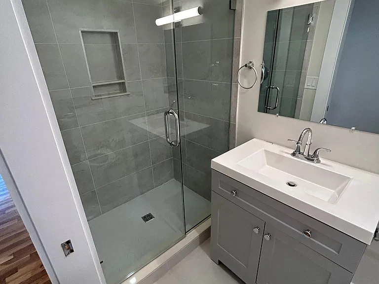 83 Flint St #2 — Photo 34