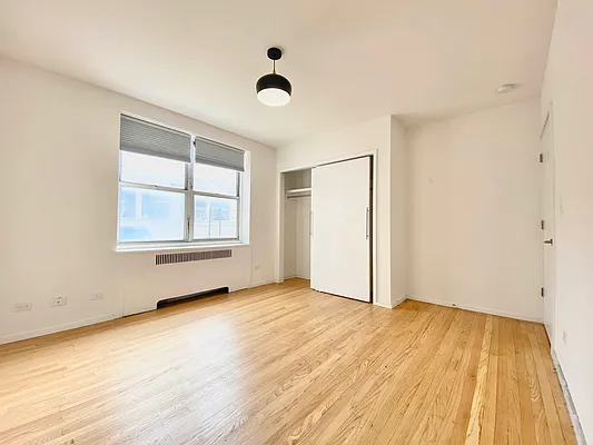 Rented by Corcoran | media 14