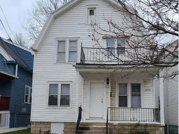 2020 West Becher STREET, Milwaukee, WI 53215