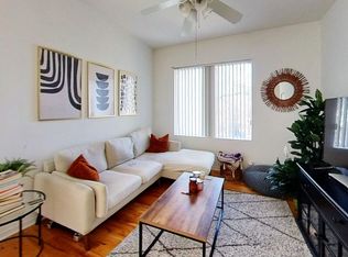 1307-17 W. Addison, Chicago, IL 60613