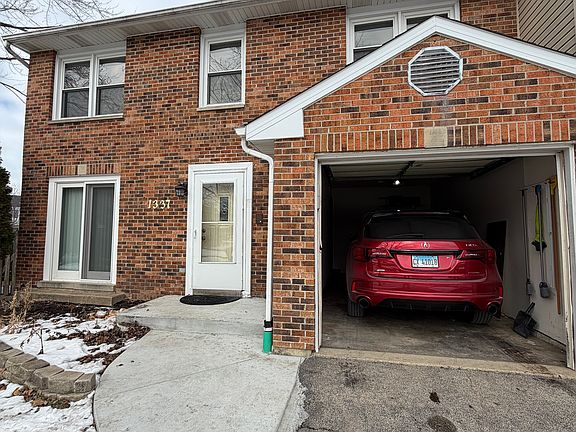 3rd image of 1337 Petersburg Ct