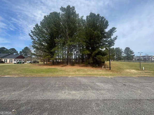 111 Aberdeen Cir, Cordele, GA 31015