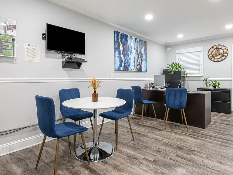 Sage Pointe Apartments — Photo 57