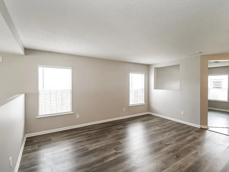 2168 Fresco Dr — Photo 7