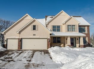 1160 Moers Dr, Chaska, MN 55318