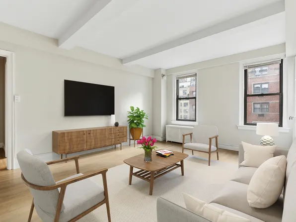 321 East 54th Street 9B image 1 of 9