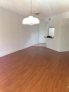 2nd image of 8363 Lake Dr 304 #304