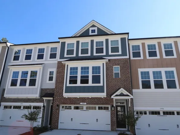 1992 Chipley Dr, Cary, NC 27519