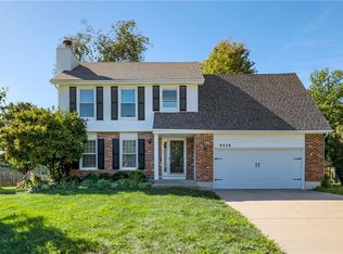 9228 Swarner Dr, Lenexa, KS 66219