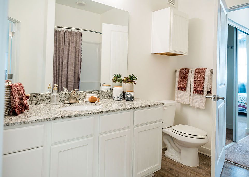 Columba - Bathroom