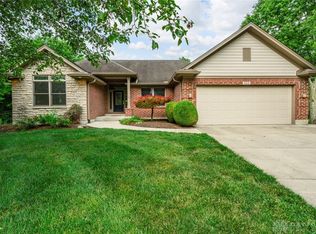 655 Mary Ln, Miamisburg, OH 45342