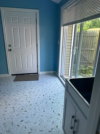 2 bed, 600 sqft, $2,350 — Photo 4