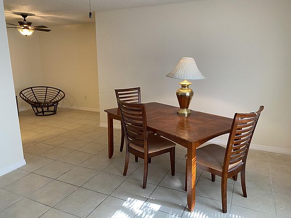 3rd image of 6101 Palm Dr