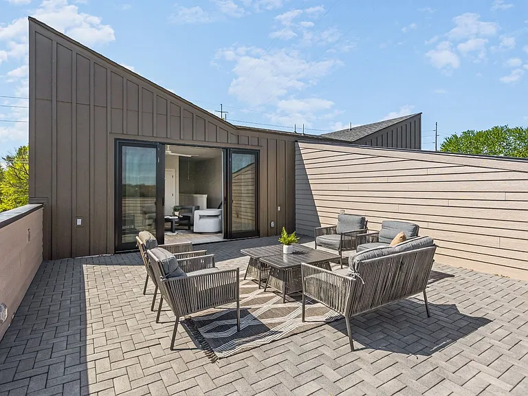 2305 Eastland Ave #A — Photo 44