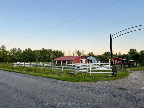 5th image of 661 Stewart Rd