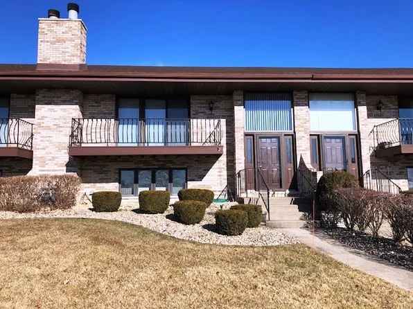 10520 Lynn Dr #153, Orland Park, IL 60467