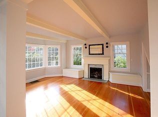 1236 NE 96th St, Seattle, WA 98115