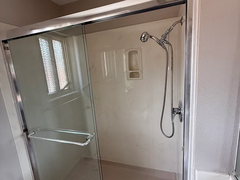 1573 Redfield Ct — Photo 21