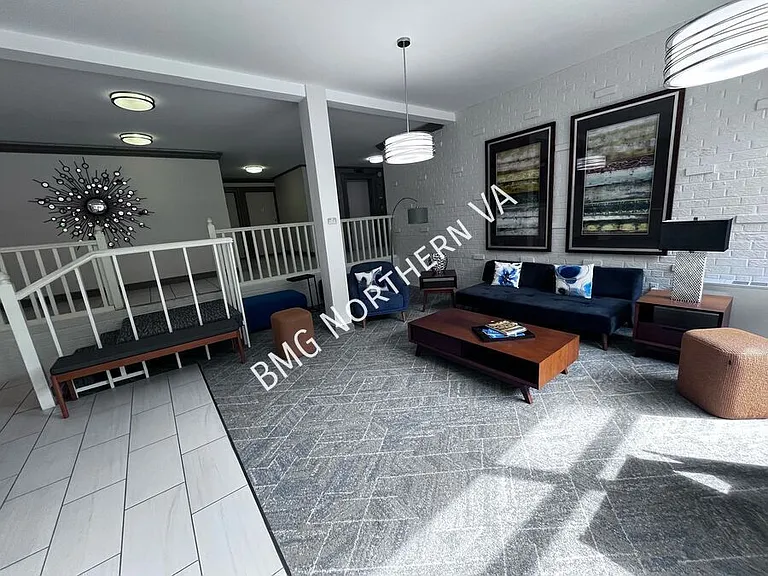 200 N Maple Ave #603 — Photo 3
